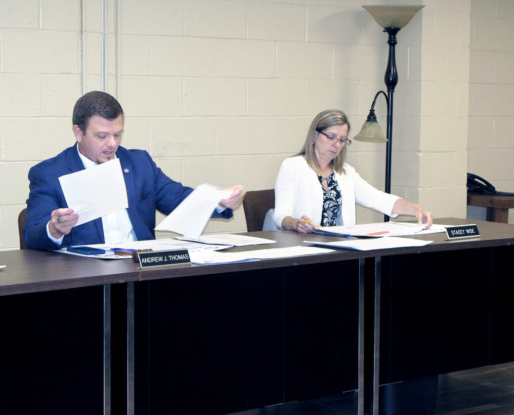 Water issues flow before commission | News, Sports, Jobs - Vimarsana News